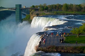 Niagara-Falls-State-Park_Niagara-Falls_NY_b3c1c81a-e9d5-8376-1383f8b57041e046