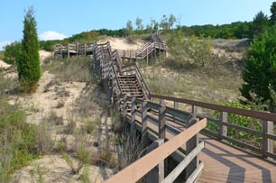 dunewood-indiana-dunes-national-lakeshore_fa941b503bbfa11d13f7bd6bd8a5660f-1024x682